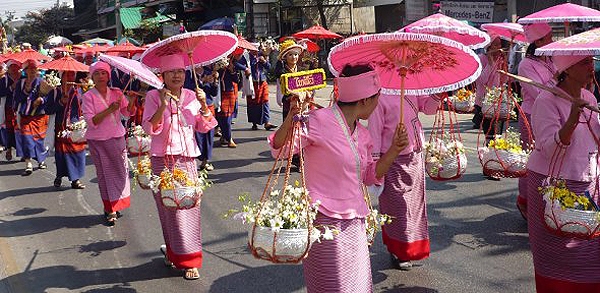 UBON RATCHATHANI CANDLE FESTIVAL3